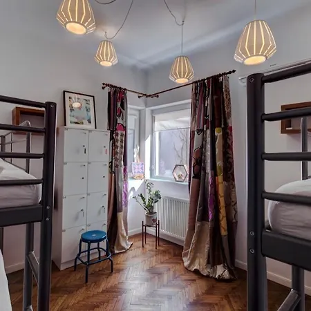 Hostel Hostello *
